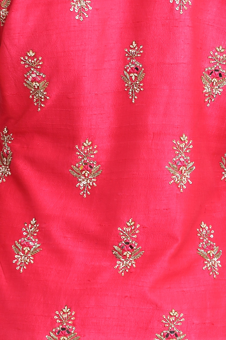 Fuchsia Georgette Lehenga Set by Priyanka Jain at Pernia's Pop Up Shop