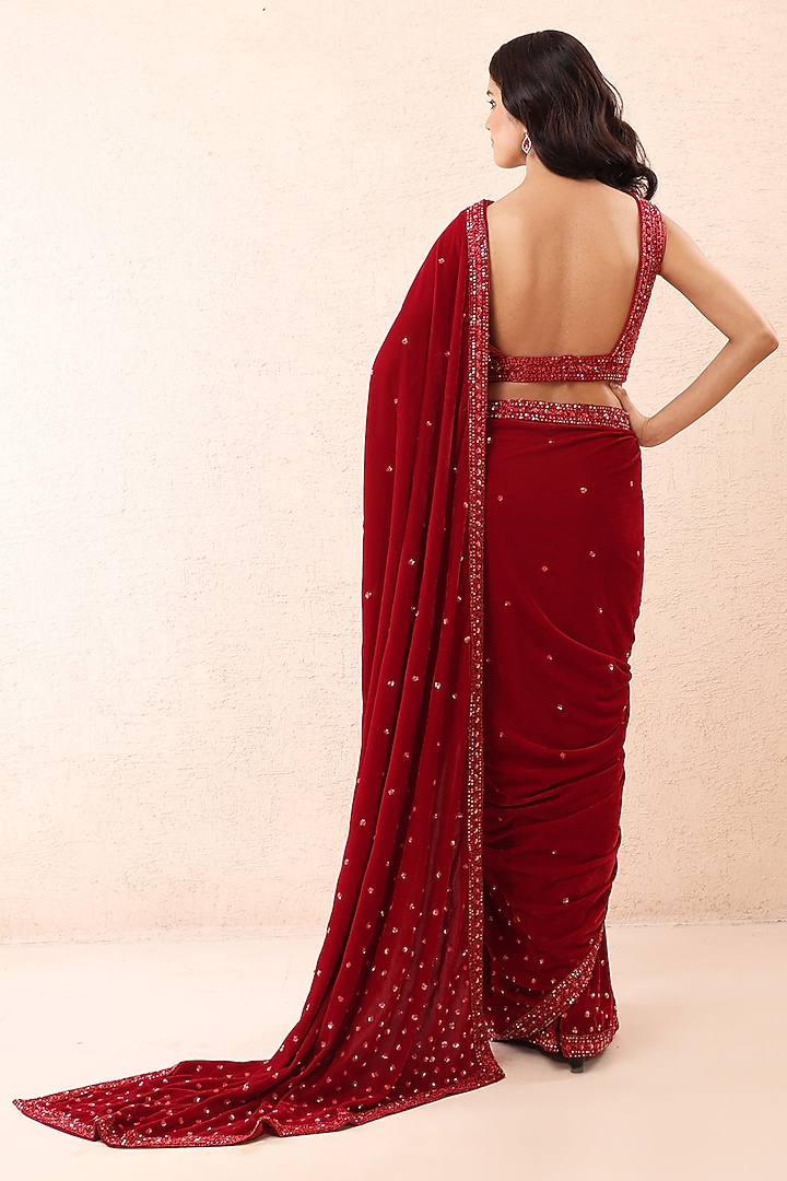 Red Velvet Sequins Hand Embroidered Pre-Stitched Wedding Saree Set by Priyanka Jain at Pernia's Pop Up Shop