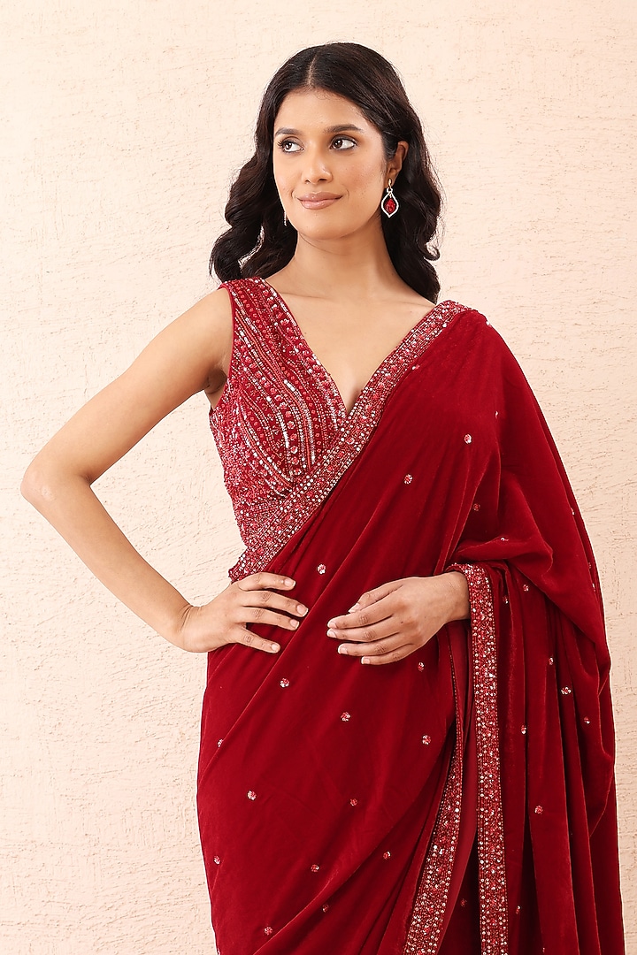 Red Velvet Sequins Hand Embroidered Pre-Stitched Wedding Saree Set by Priyanka Jain at Pernia's Pop Up Shop