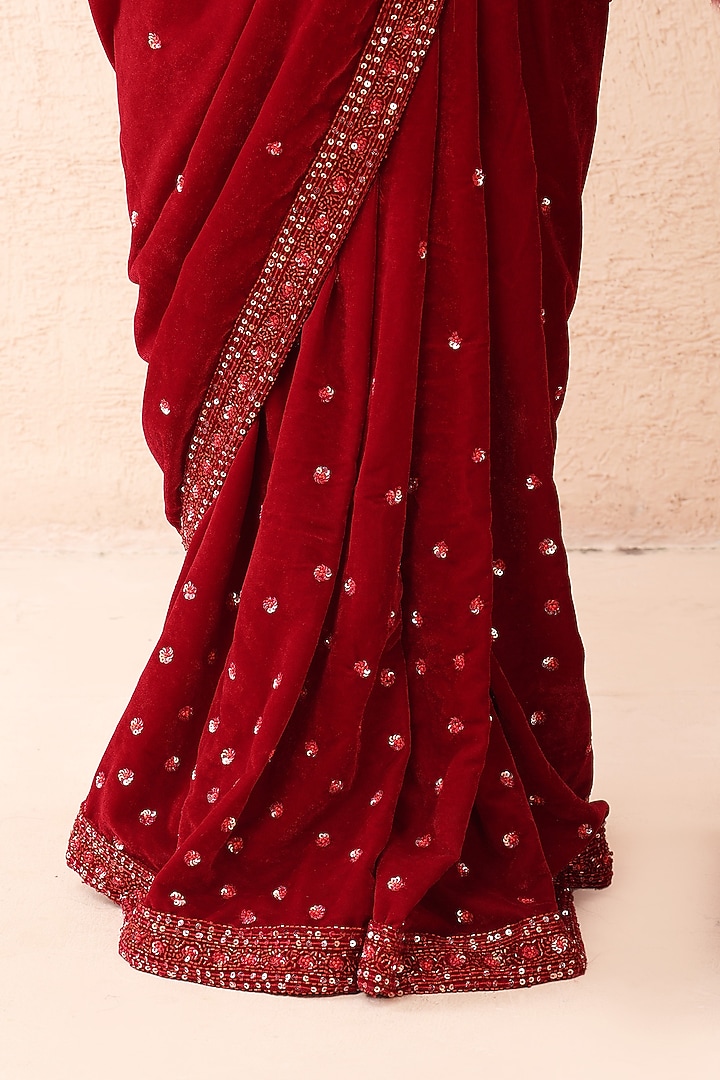 Red Velvet Sequins Hand Embroidered Pre-Stitched Wedding Saree Set by Priyanka Jain at Pernia's Pop Up Shop