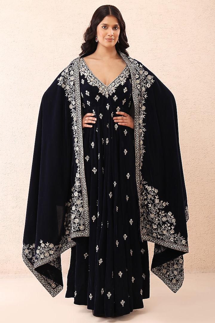 Midnight Blue Velvet Hand Embroidered Wedding Anarkali With Dupatta by Priyanka Jain at Pernia's Pop Up Shop