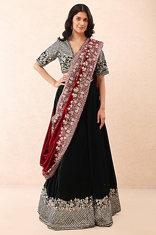 Bottle Green Velvet Zari Embroidered Lehenga Set by Priyanka Jain