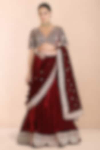 Burgundy Green Velvet Zari Embroidered Wedding Lehenga Set by Priyanka Jain at Pernia's Pop Up Shop