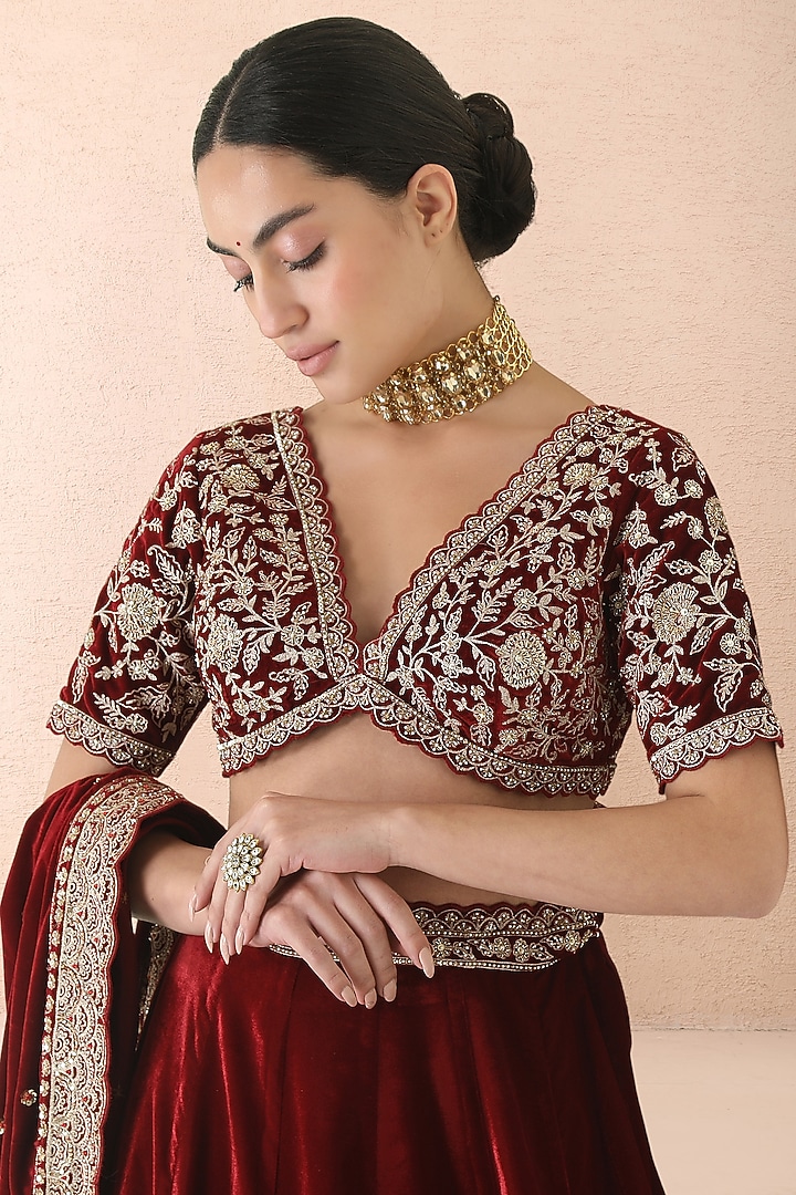 Burgundy Green Velvet Zari Embroidered Wedding Lehenga Set by Priyanka Jain at Pernia's Pop Up Shop