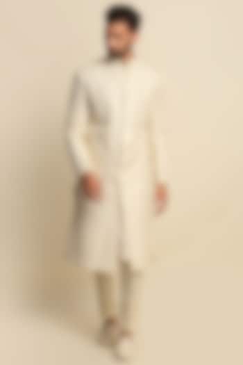 Off-White Raw Silk & Crepe Embroidered Wedding Sherwani Set by Priyanka Jain Men at Pernia's Pop Up Shop