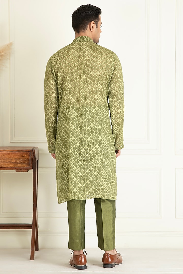 Olive Green Cotton Kurta Set by Priyanka Jain Men at Pernia's Pop Up Shop