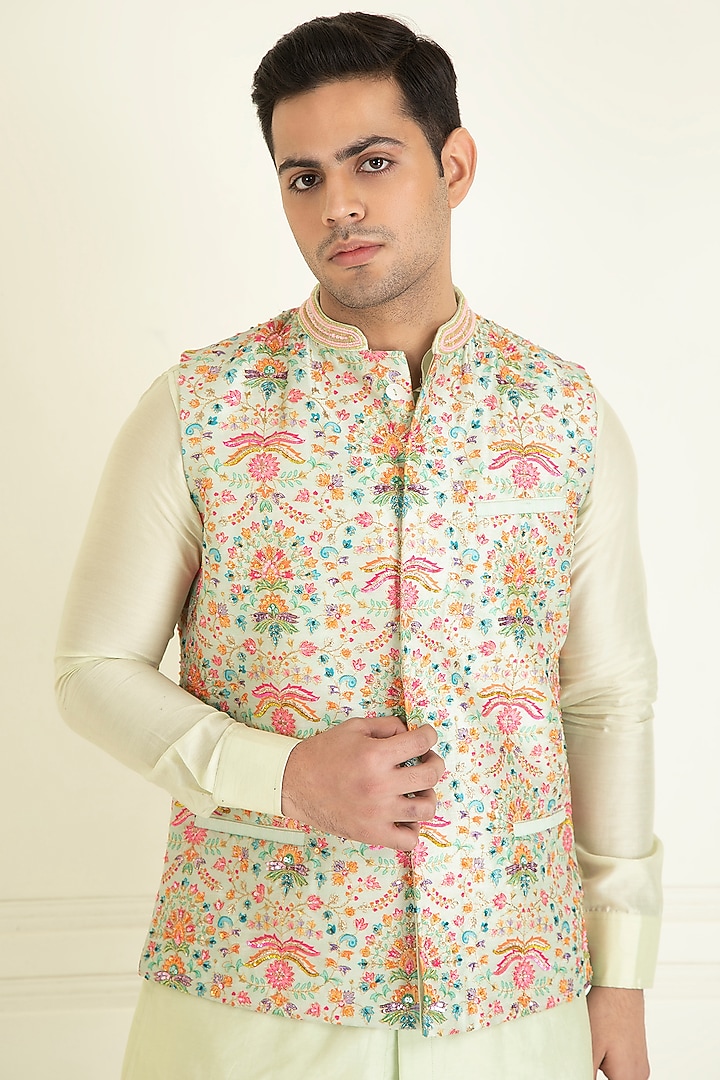 Mint Green Dupion Printed & Sequins Embroidered Bundi Jacket Set by Priyanka Jain Men at Pernia's Pop Up Shop