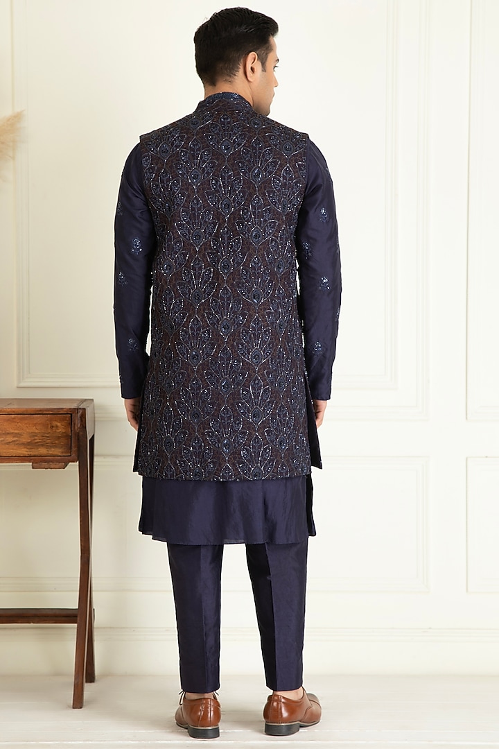 Midnight Blue Cotton Silk Embroidered Kurta Set With Wedding Indowestern Jacket by Priyanka Jain Men at Pernia's Pop Up Shop