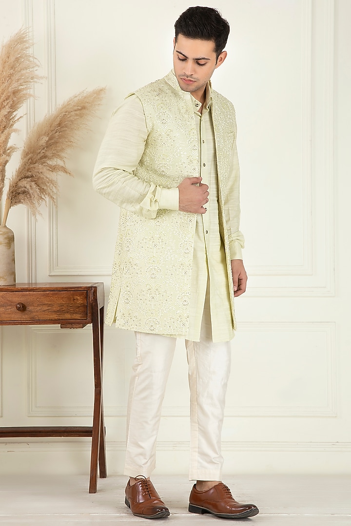 Lime Yellow Cotton Embroidered Indo-Western Jacket Set by Priyanka Jain Men at Pernia's Pop Up Shop