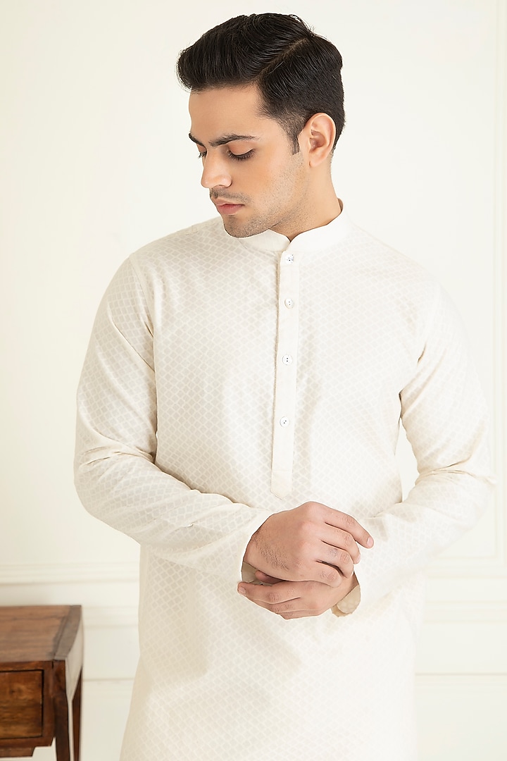 Beige Cotton Thread & Sequins Embroidered Bundi Jacket Set by Priyanka Jain Men at Pernia's Pop Up Shop