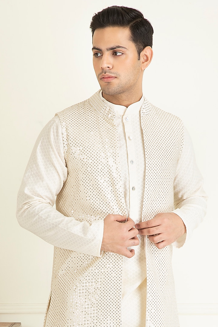 Ivory Cotton Embroidered Indo-Western Jacket With Kurta Set by Priyanka Jain Men at Pernia's Pop Up Shop