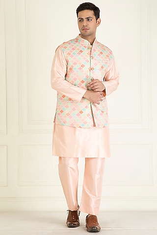 Peach Cotton Thread & Sequins Embroidered Bundi Jacket Set by Priyanka Jain Men