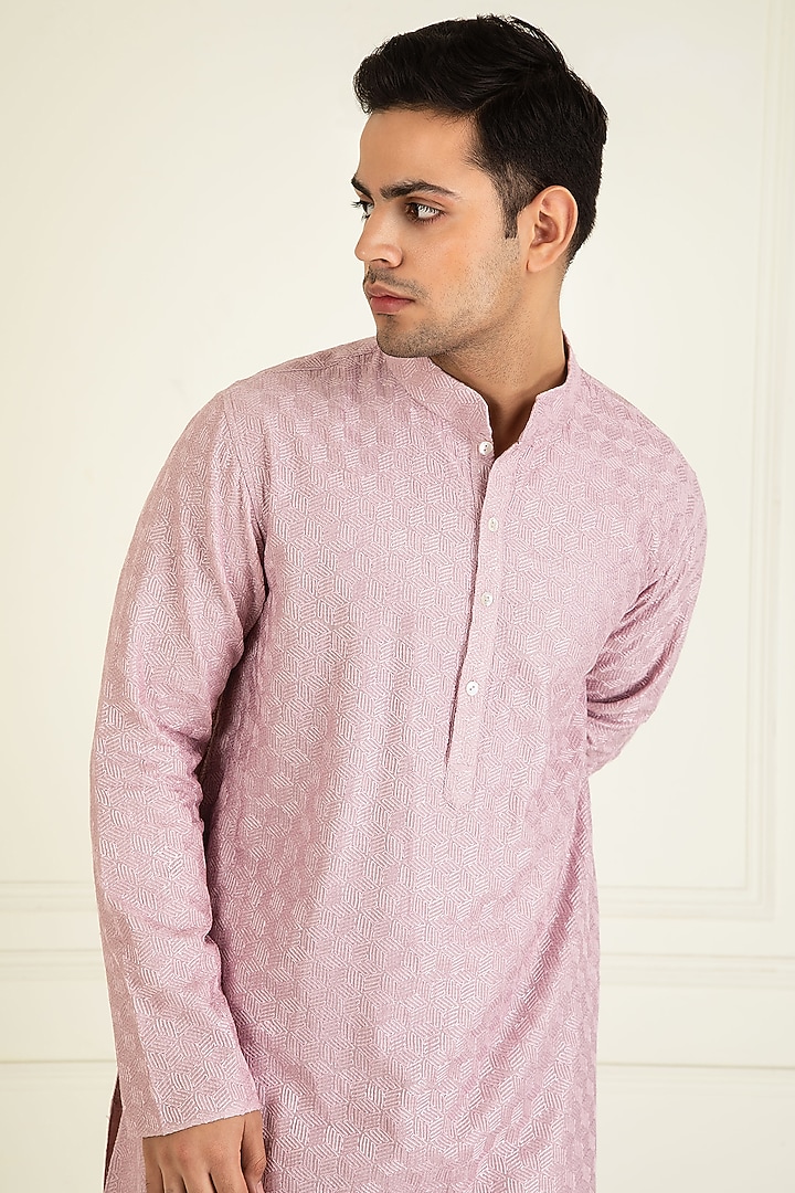 Lilac Cotton Embroidered Kurta Set by Priyanka Jain Men at Pernia's Pop Up Shop