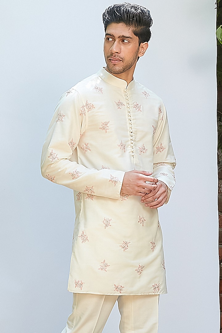 Ivory Cotton Silk Dori Embroidered Short Kurta Set by Priyanka Jain Men at Pernia's Pop Up Shop