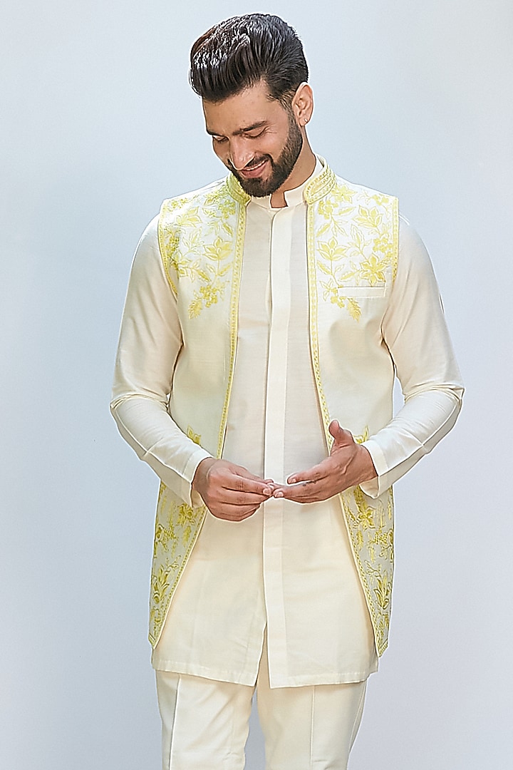 Ivory Dupion Silk Embroidered Wedding Indowestern Set by Priyanka Jain Men at Pernia's Pop Up Shop