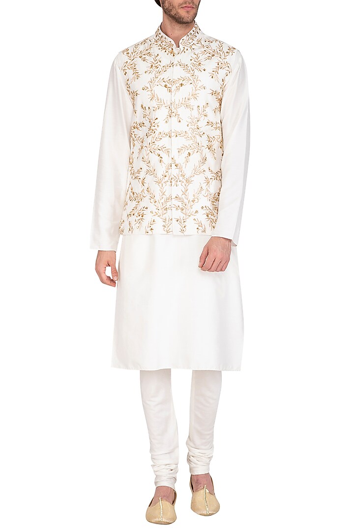 Ivory Kurta Set With Embroidered Waistcoat by Prathyusha Garimella Men at Pernia's Pop Up Shop
