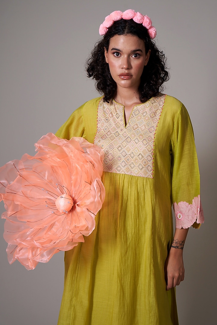 Lime Mul Cotton Silk Printed & Beads Embroidered Hand Woven Kurta Set by Priti Prashant at Pernia's Pop Up Shop
