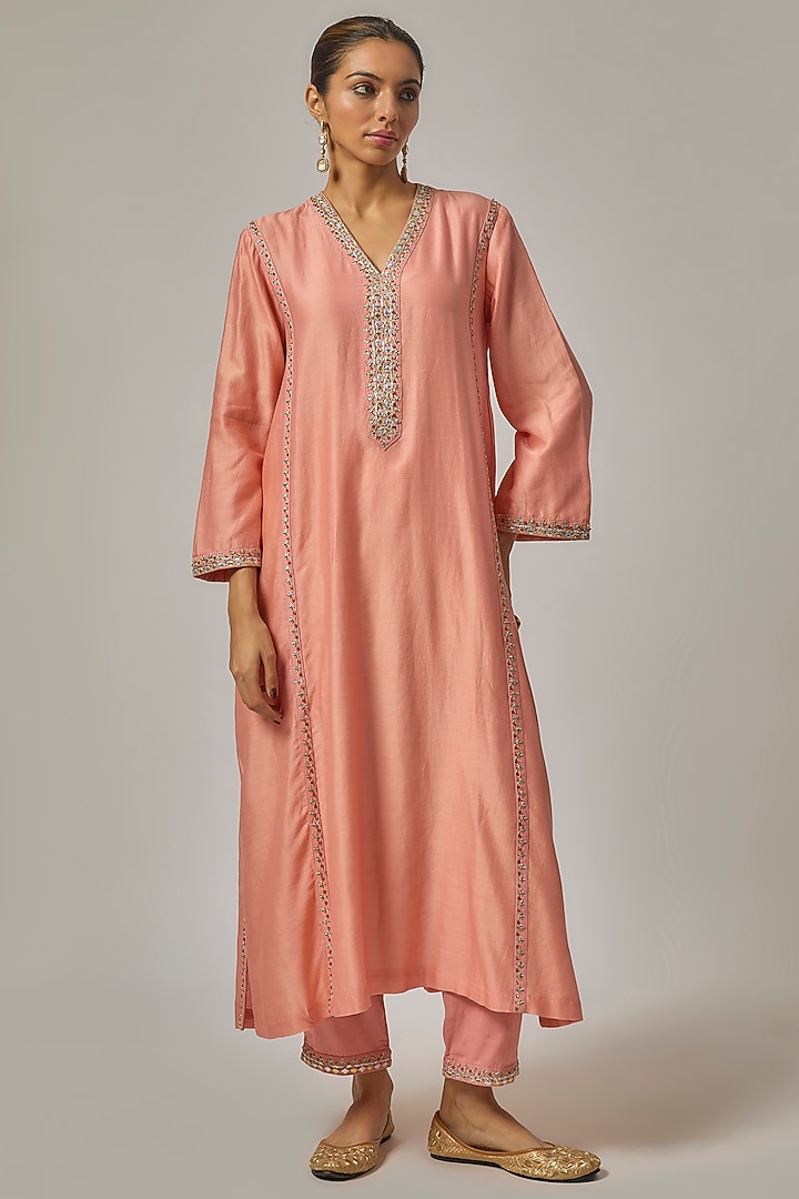 Peach Chanderi Zardosi Embroidered A-Line Kurta Set by Priyal Prakash at Pernia's Pop Up Shop