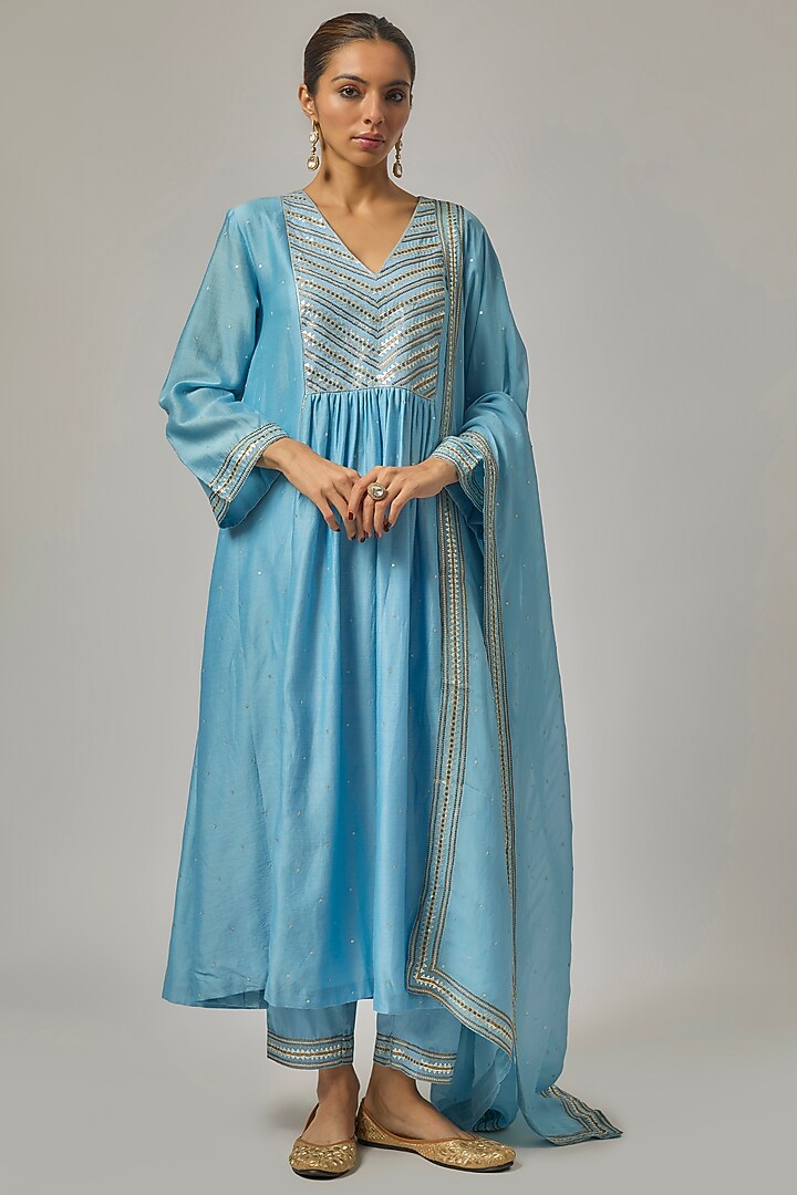 Sky Blue Chanderi Hand Embroidered Kurta Set by Priyal Prakash at Pernia's Pop Up Shop