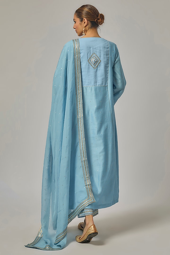 Sky Blue Chanderi Hand Embroidered Kurta Set by Priyal Prakash at Pernia's Pop Up Shop