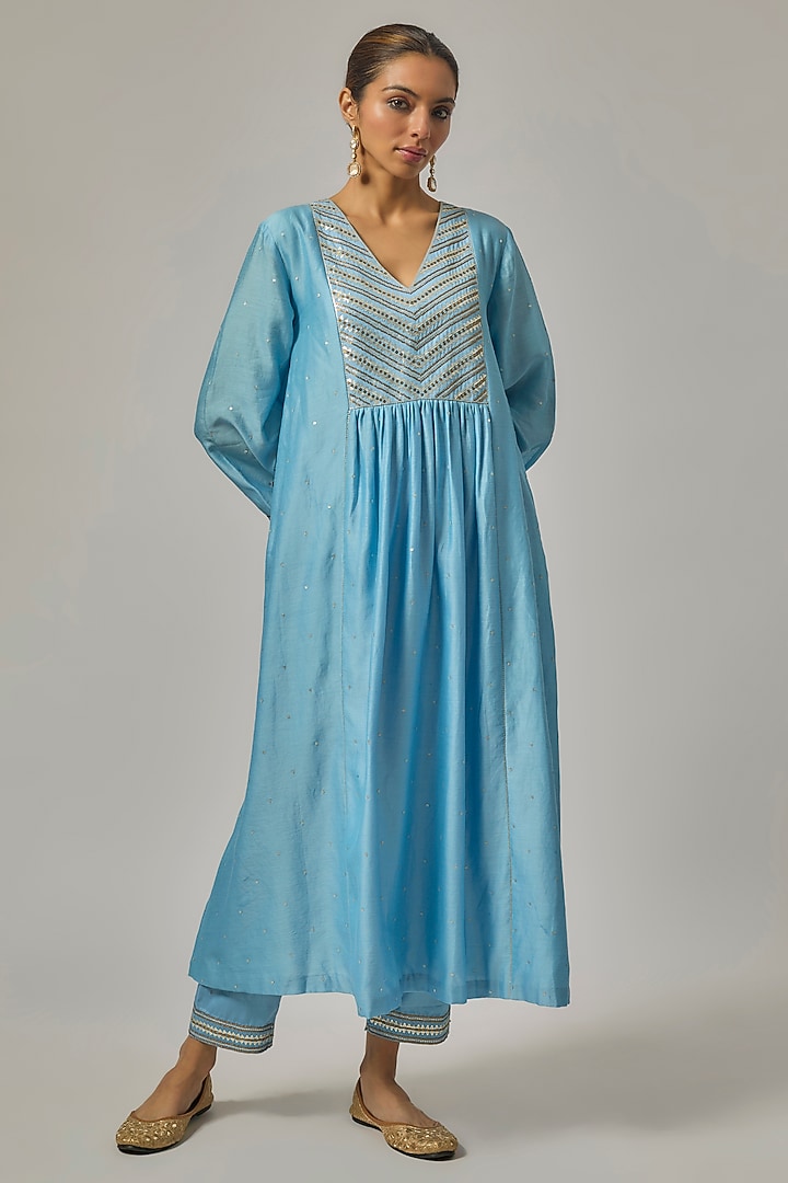 Sky Blue Chanderi Hand Embroidered Kurta Set by Priyal Prakash at Pernia's Pop Up Shop
