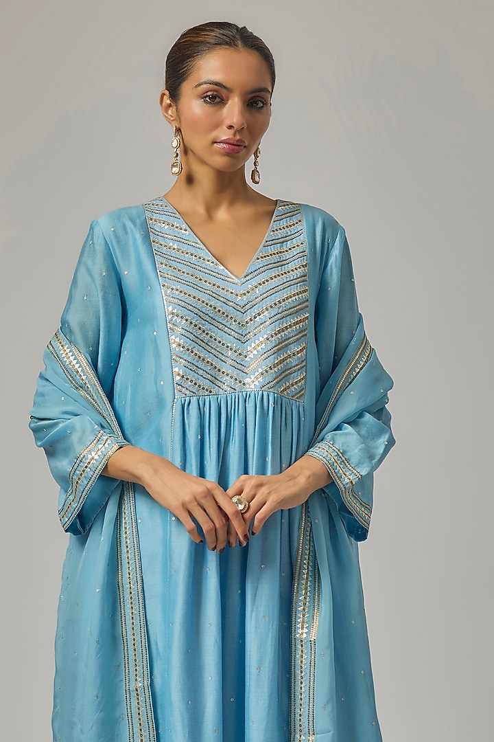 Sky Blue Chanderi Hand Embroidered Kurta Set by Priyal Prakash at Pernia's Pop Up Shop