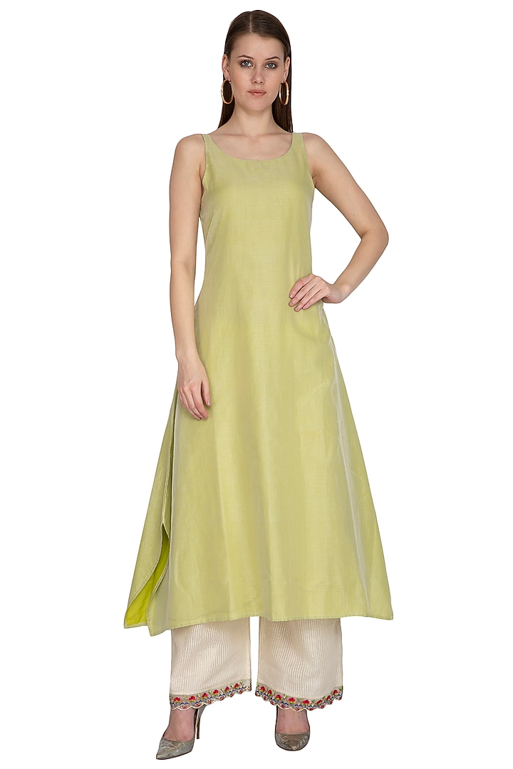 Ivory Embroidered Palazzo Pants With Green Kurta by Priyanka Jain at Pernia's Pop Up Shop