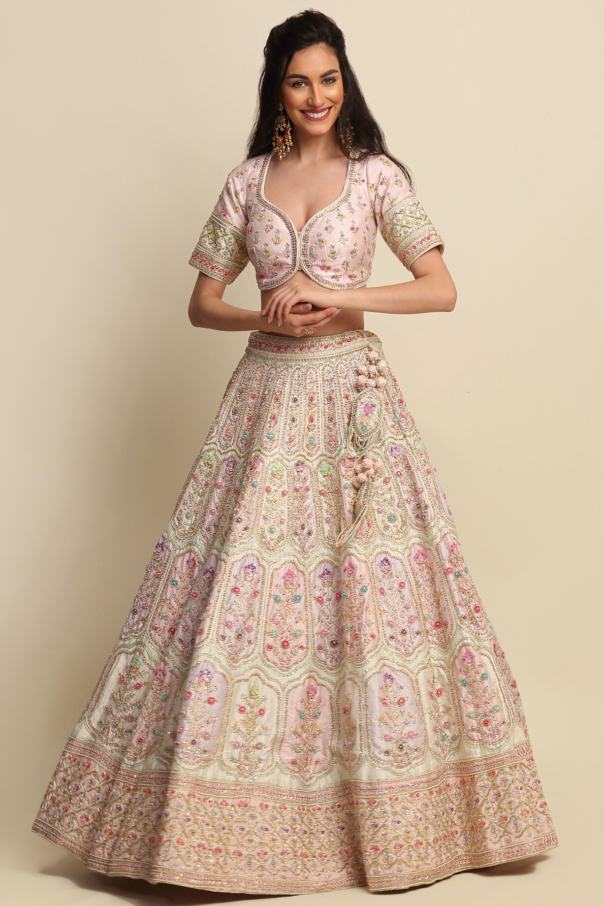 R&H Blush Pink Heavy Hand Embroidery Work Bridal Lehenga!