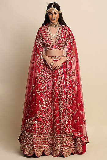 Cherry Red Hand Embroidered Bridal Bridal Lehenga Set by Priyanka Jain at Pernia's Pop Up Shop