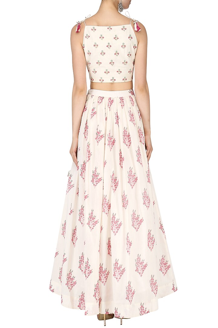 Ivory and pink jaipuri print lehenga set available only at Pernia's Pop Up Shop.