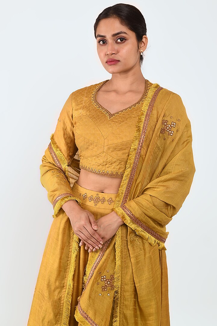 Mustard Embroidered Wedding Lehenga Set by Prashant Chouhan at Pernia's Pop Up Shop