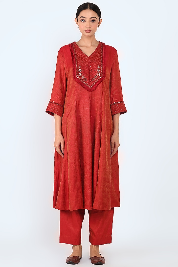 Maroon Spun Silk Kurta Set by Prashant Chouhan at Pernia's Pop Up Shop