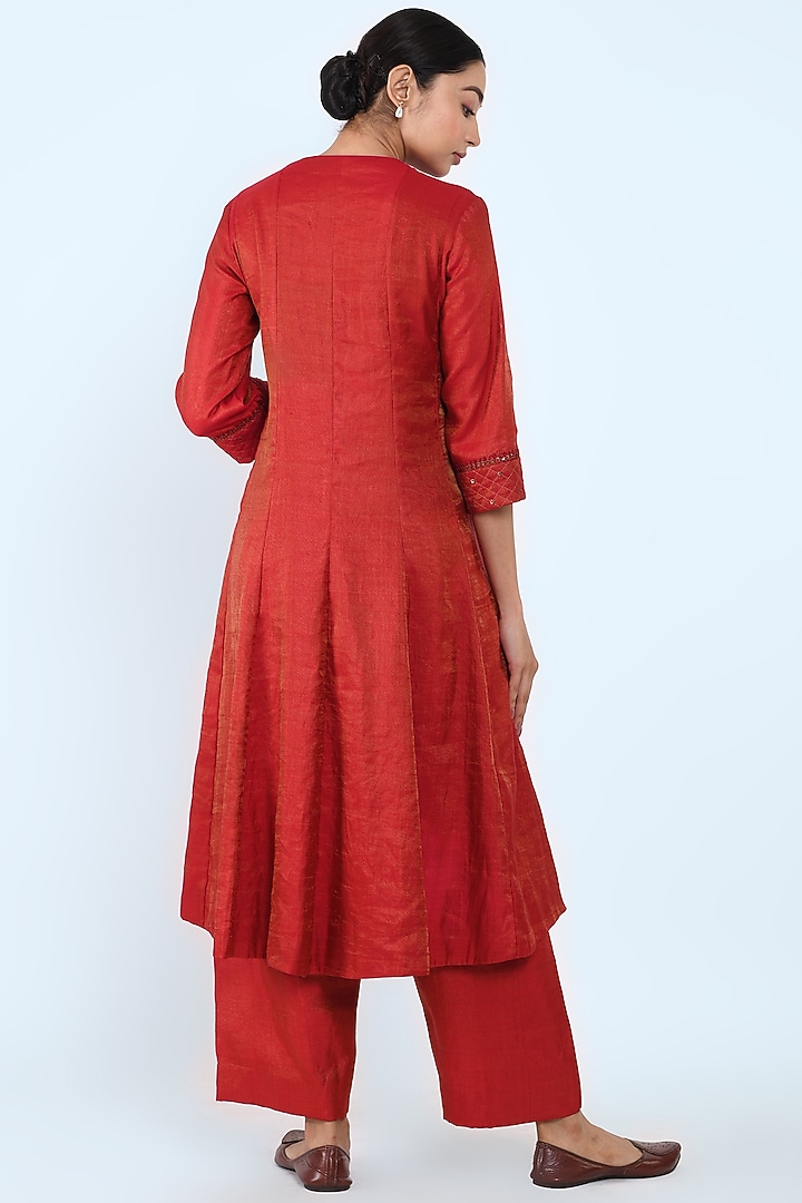 Maroon Spun Silk Kurta Set by Prashant Chouhan at Pernia's Pop Up Shop