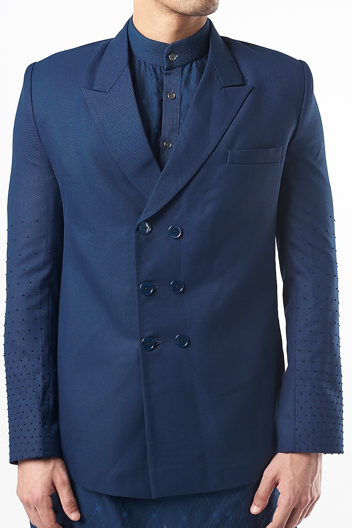 Blue Silk Twill Kurta Set by Pinnacle By Shruti Sancheti Men at Pernia's Pop Up Shop