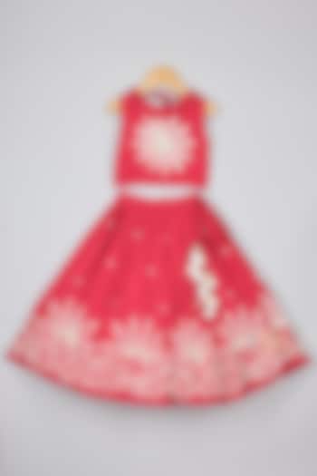 Red Silk Floral Threadwork Lehenga Set For Girls by P & S Co at Pernia's Pop Up Shop