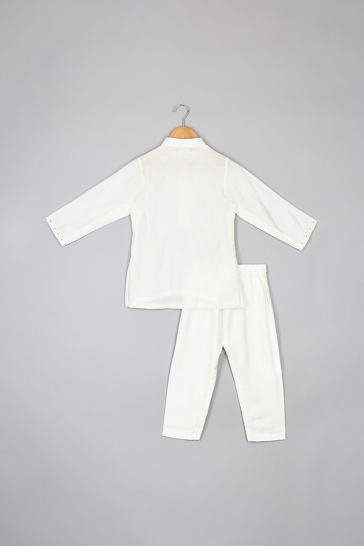 Off-White Chanderi Thread Embroidered Kurta Set For Boys by P & S Co at Pernia's Pop Up Shop