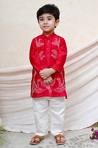 Red Chanderi Embroidered Kurta Set For Boys by P & S Co