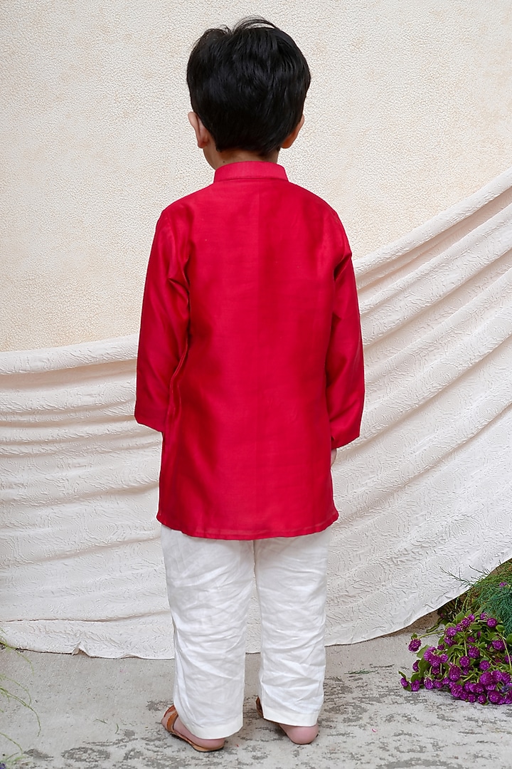 Red Chanderi Embroidered Kurta Set For Boys by P & S Co at Pernia's Pop Up Shop