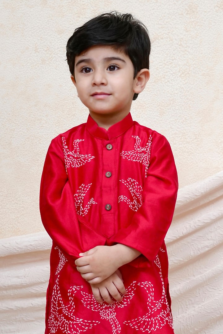 Red Chanderi Embroidered Kurta Set For Boys by P & S Co at Pernia's Pop Up Shop