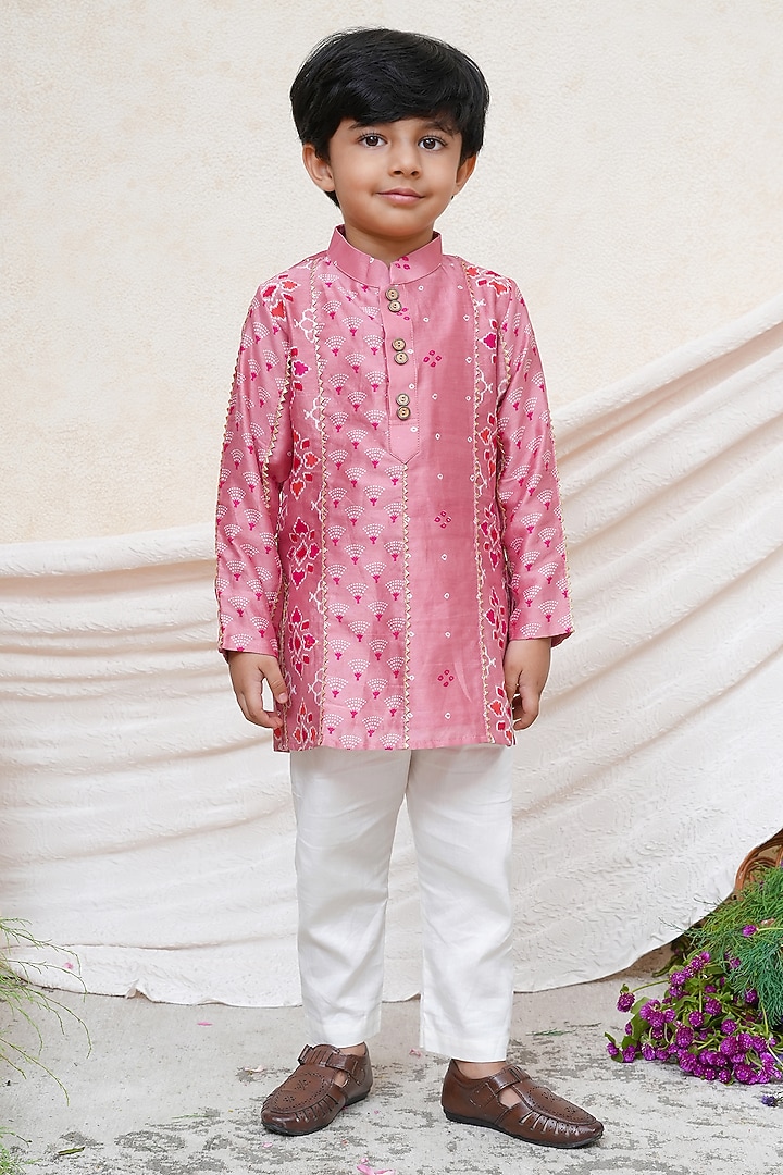 Dusty Pink Chanderi Printed Kurta Set For Boys by P & S Co
