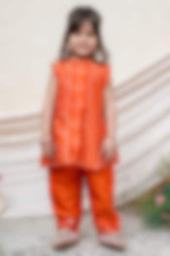 Orange Chanderi Printed Kurta Set For Girls by P & S Co at Pernia's Pop Up Shop