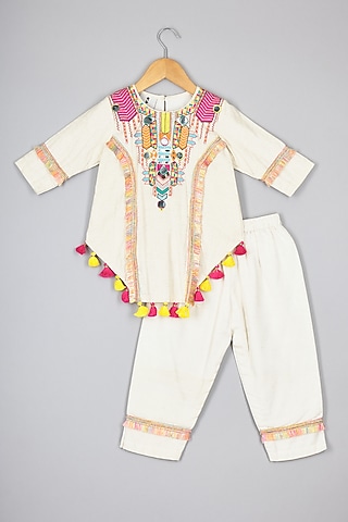 Off-White Flax Cotton Thread Embroidered Kurta Set For Girls by P & S Co