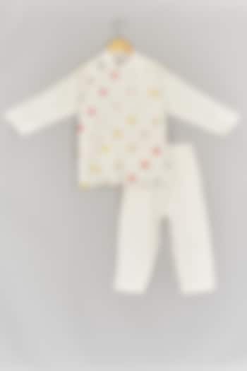 Off-White Silk Thread Embroidered Kurta Set For Boys by P & S Co