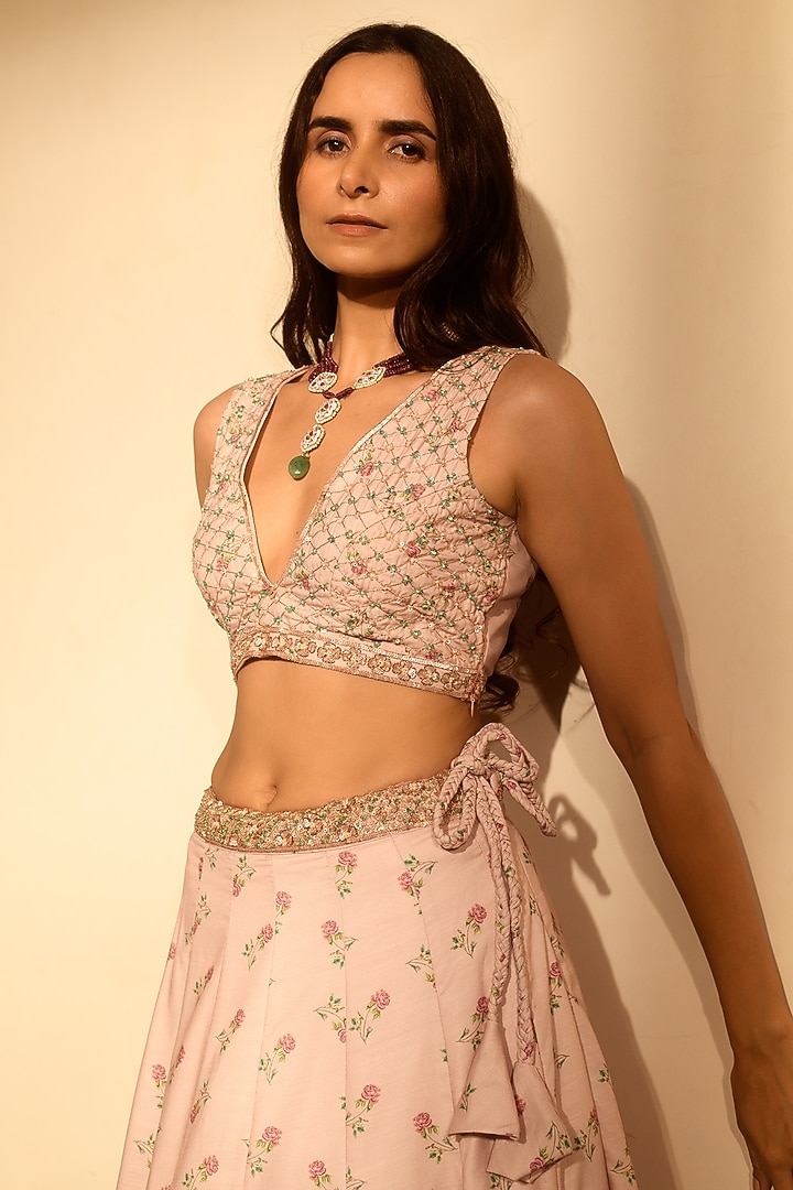 Rosy Pink Linen Kali Lehenga Set by Pasha at Pernia's Pop Up Shop