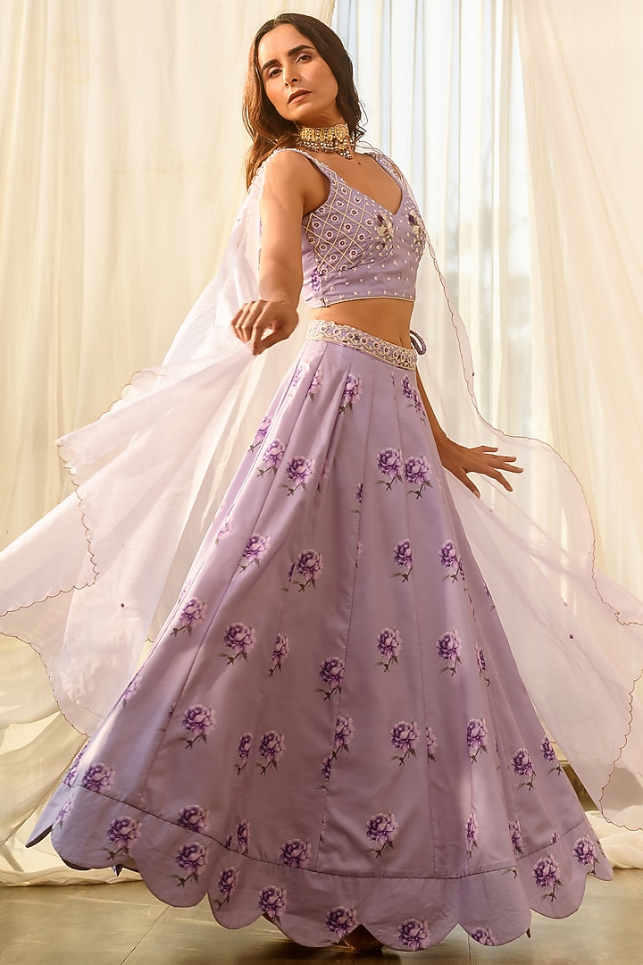 Lilac Linen Kali Lehenga Set by Pasha at Pernia's Pop Up Shop