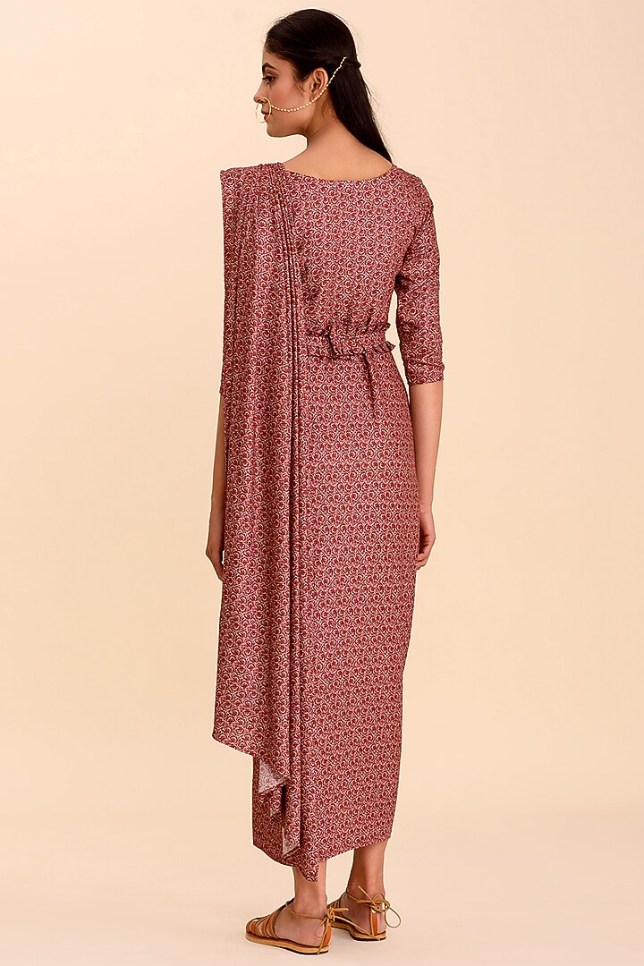 Plum Pre-Draped Festive Saree With Belt by Pasha at Pernia's Pop Up Shop
