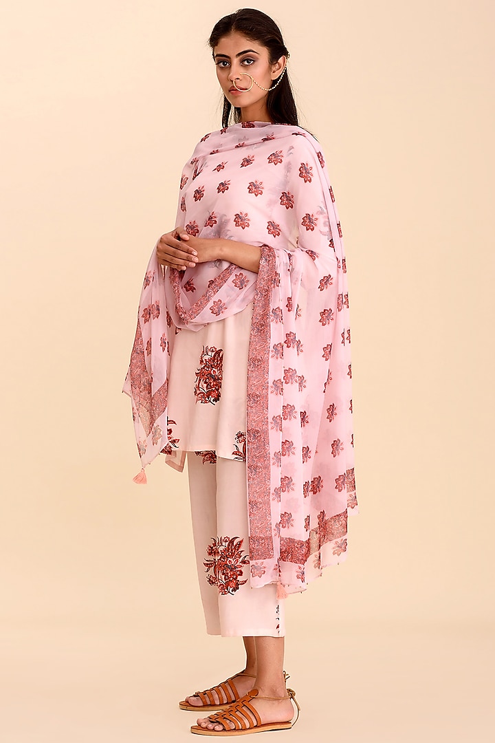 Pink Printed Kurta Set by Pasha