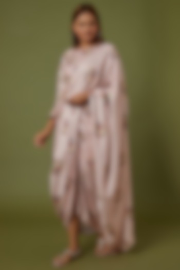 Carnation Pink Floral Printed Lungi Festive Saree Set by Pasha at Pernia's Pop Up Shop