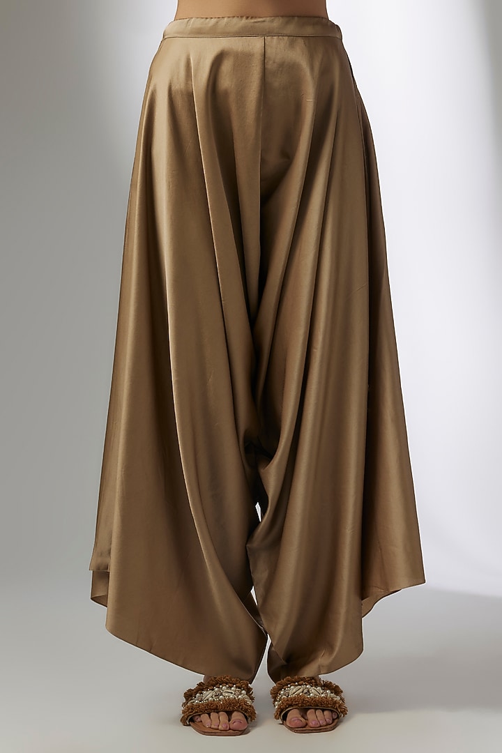 Champagne Tissue Dori Work Kaftan Set by Prisho at Pernia's Pop Up Shop
