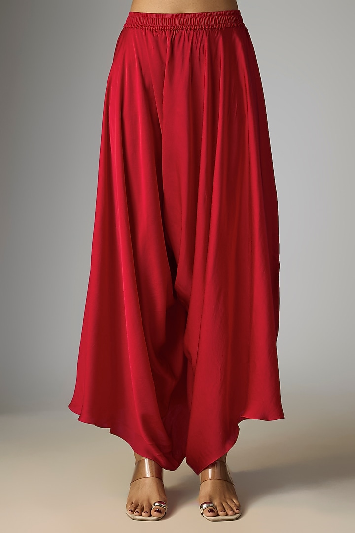 Red Silk Thread Work One-Shoulder Cape Set by Prisho at Pernia's Pop Up Shop